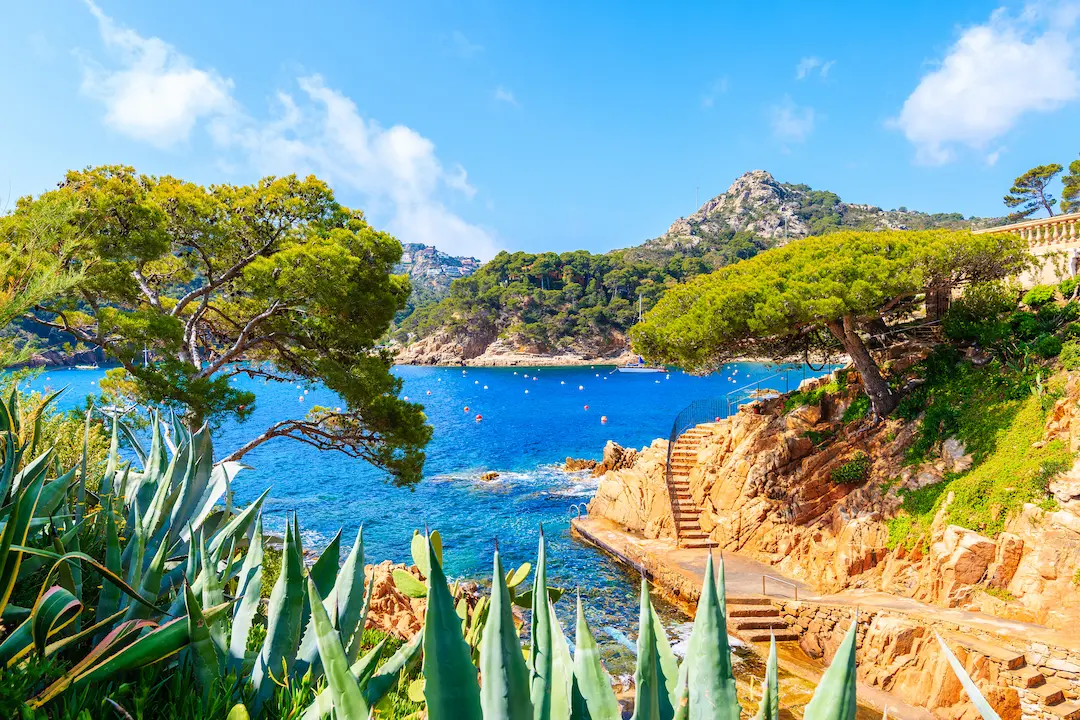 Retiring to Spain vs Portugal A US Citizens Visa Finance Guide Beautiful Spain